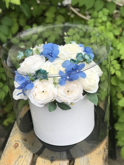 Композиція під замовлення на кладовище, алею слави, букети зі стрічок