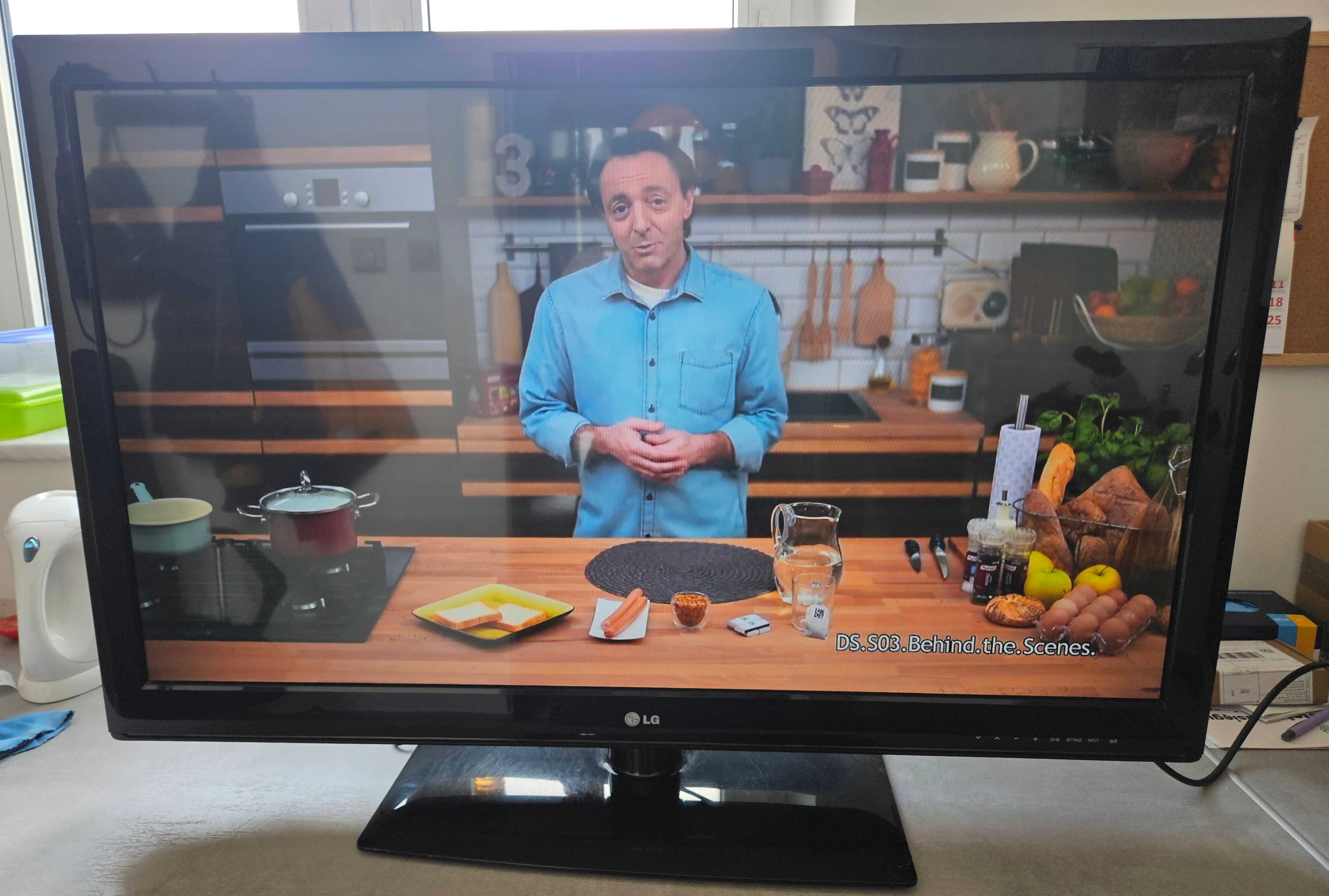 Telewizor LED 42" LG 42LS3400 bez DVB-T2/HEVC