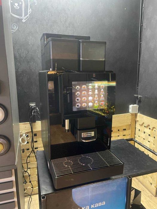 Кавомашина Franke A400 на сухому молоці кавоварка кофемашина