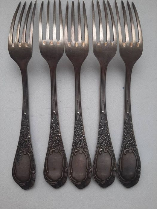 Виделки з мельхіору