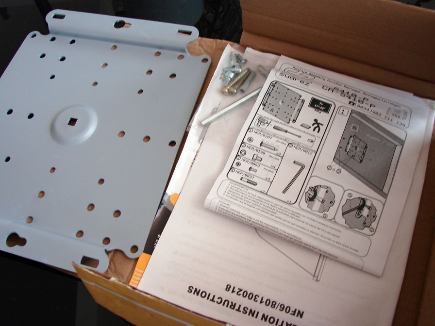 NOVO - Suporte Universal Plasmas e LCD's 17" - 31"