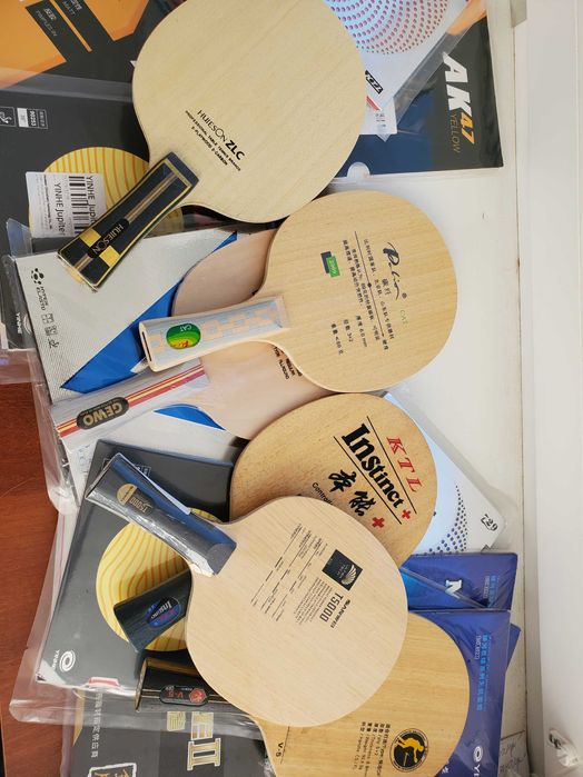 Butterfly, Stiga, DHS Hurricane 9, YINHE Jupiter III, Battle II Gold.