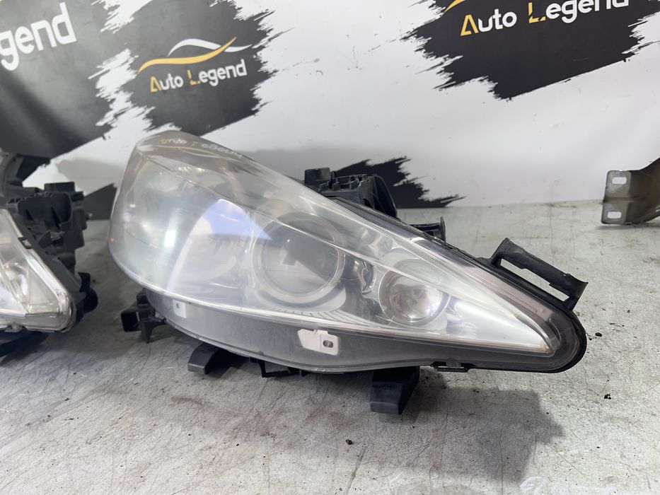 Фара Peugeot 207/308
