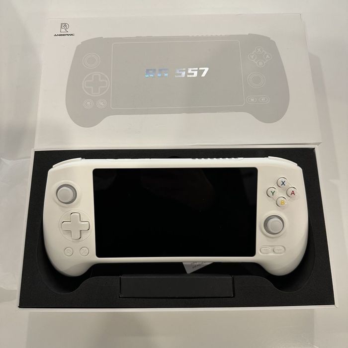 Vendo ou Troco Anbernic RG 557