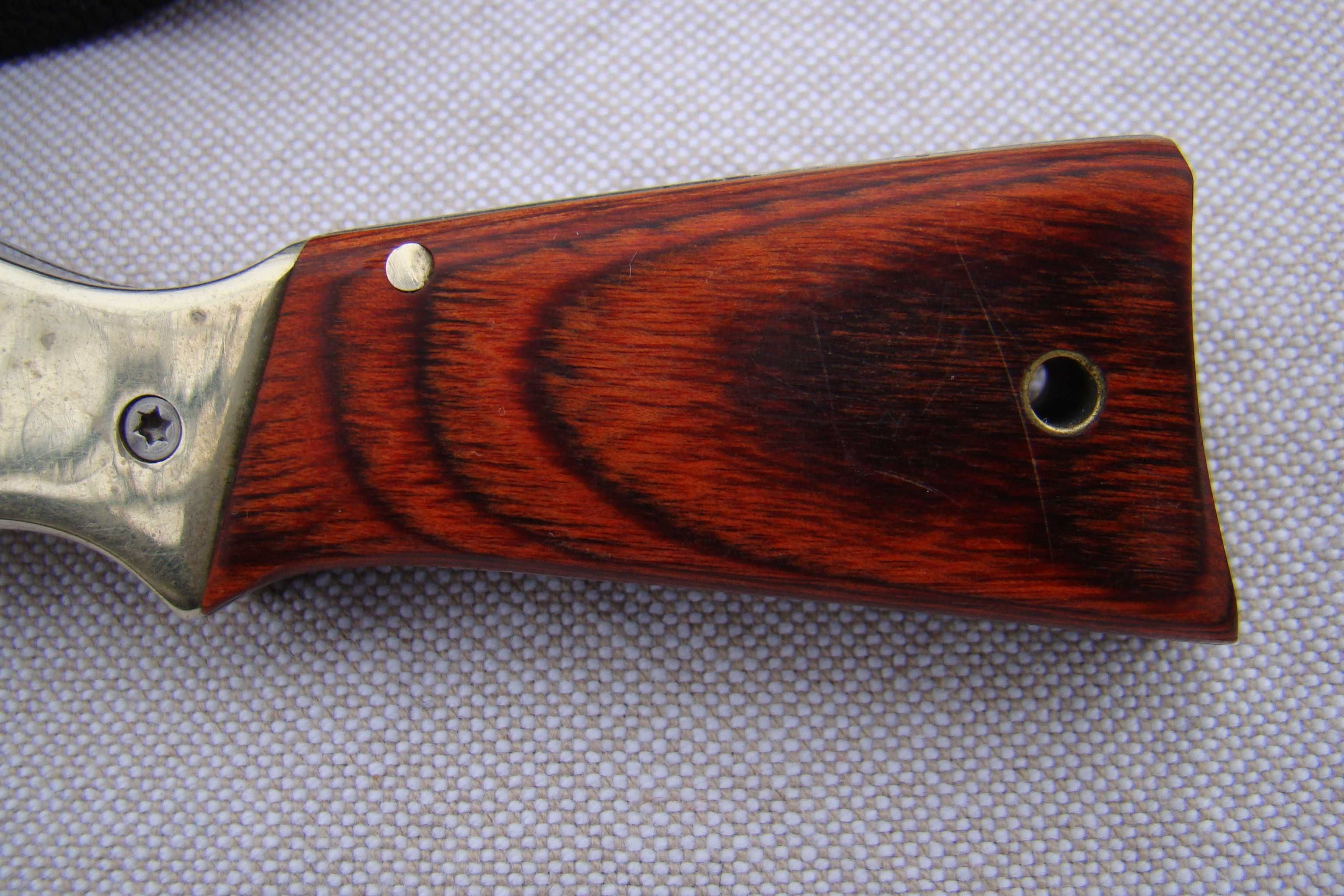 Ножик туристический с фонариком MAUSER Hioh Carbon Steel 440C Fujunjie