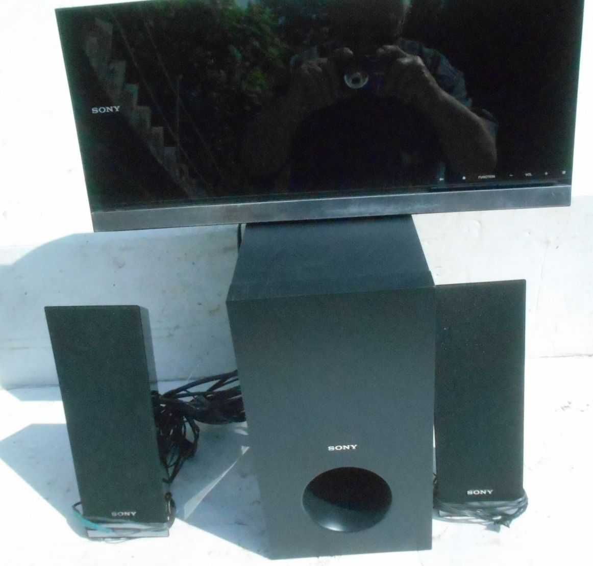 SONY Kino domowe HDB-F300 , Subwoofer SS-WSF300  kolumny SS-TSF300 2:1