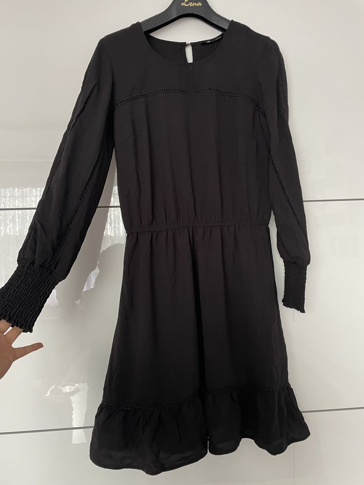 Nowa czarna sukienka rozmiar M