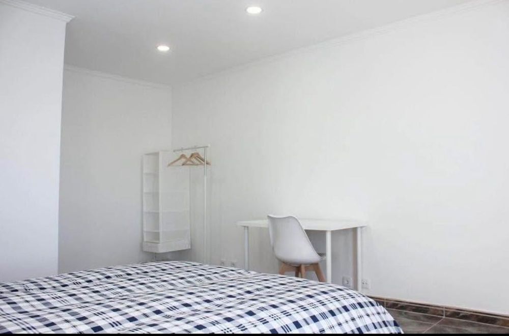 Quarto 1a Pessoa Agualva cacém