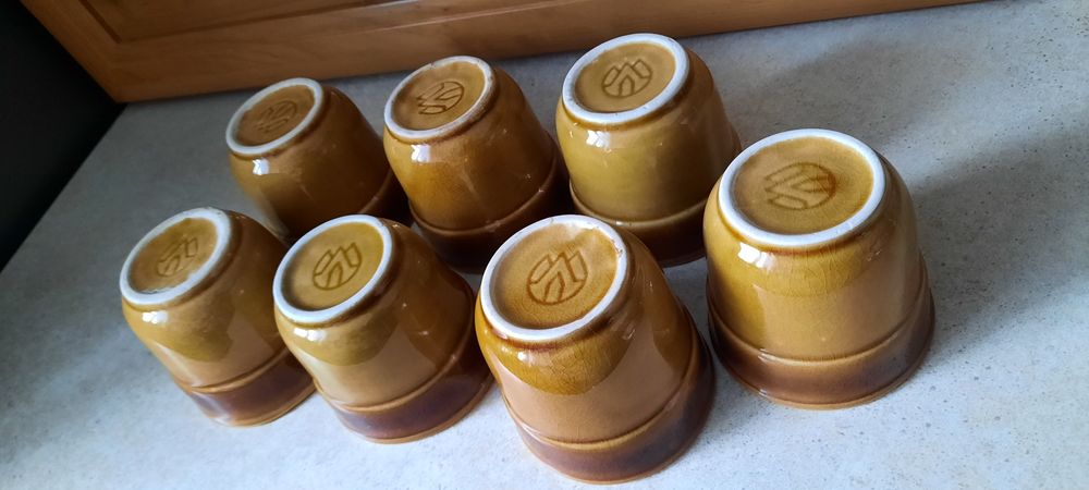 4 kubki porcelit Bolesławiec PRL