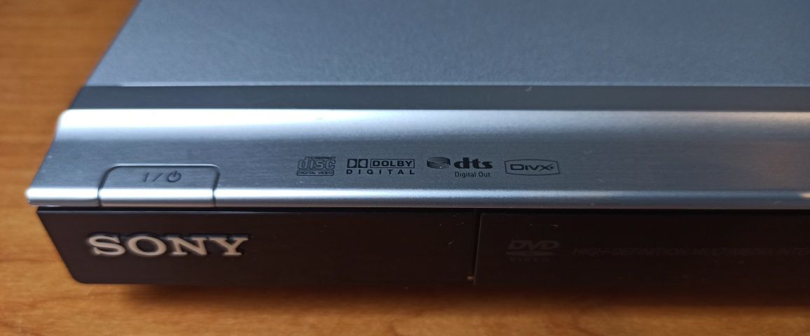 Sony DVP-NS708H hdmi