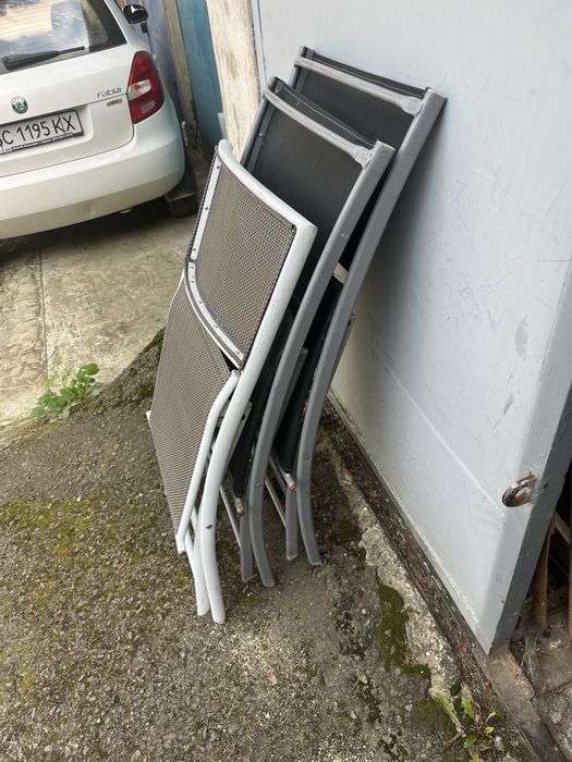 Вуличне, терасне розкладне крісло