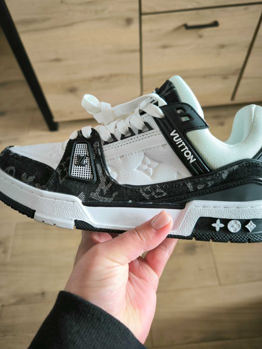 Sprzedam nowe Louis Vuitton LV Trainer White Black rozmiar 41