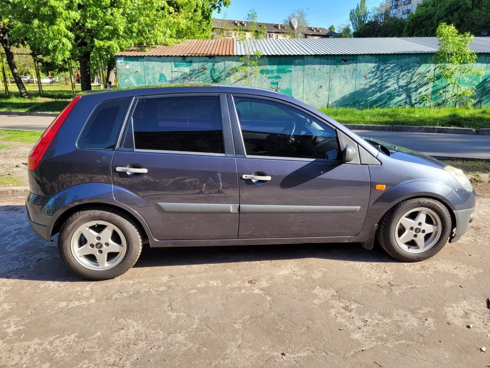 Ford Fiesta MkVI 2008 року (пробіг 156 тис.) км.)