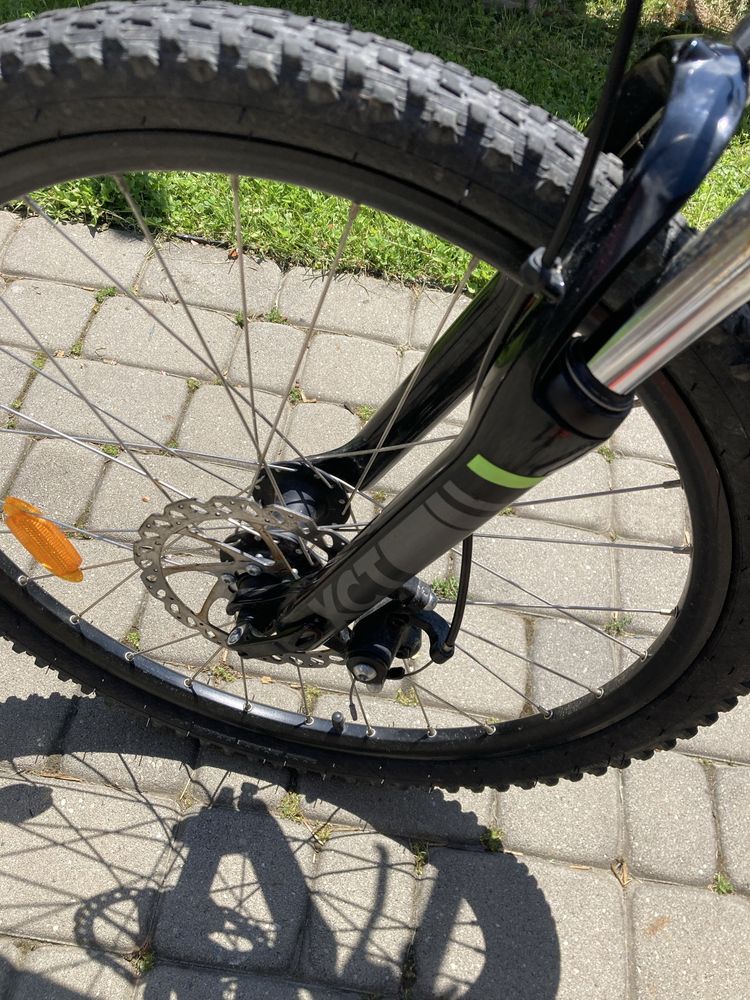 Rower firmy Rockrider na kolach 24