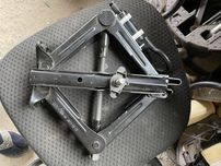 Домкрат ford fusion,focus mk3 ,mondeo mk5