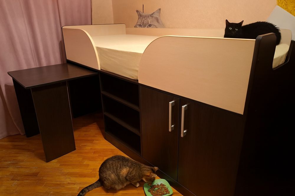 Кровать-чердак 190*80 с матрасом