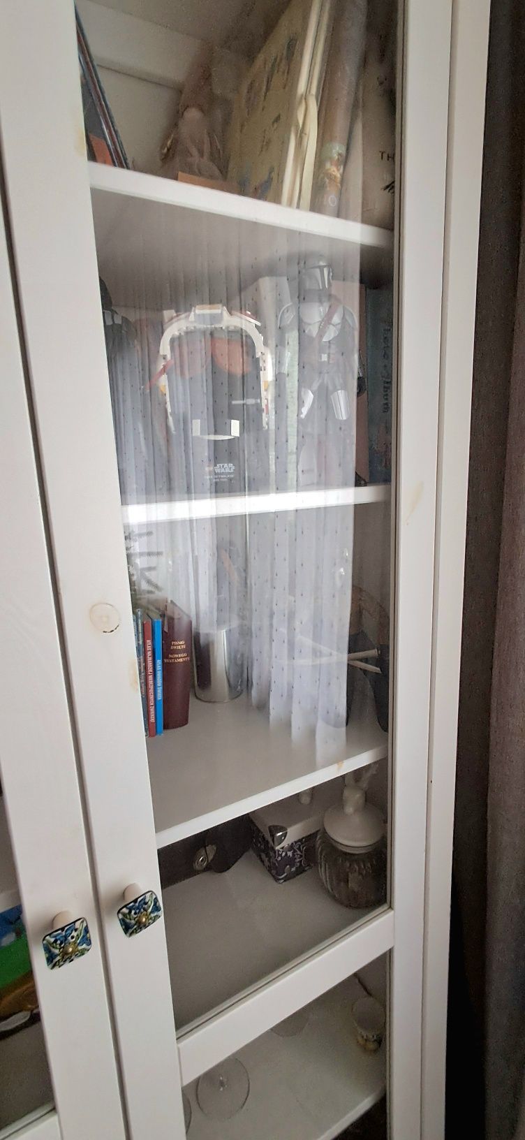 Witryna przeszklona IKEA Hemnes biala