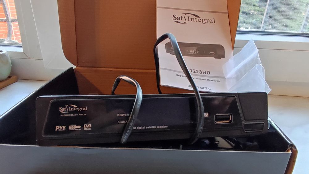 Антенны тарелки,тюнер