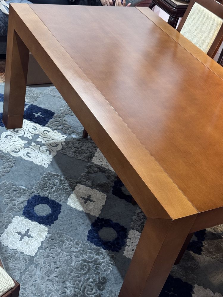 Mesa de sala de jantar