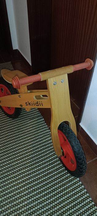 Bicicleta sem pedais (equilíbrio)