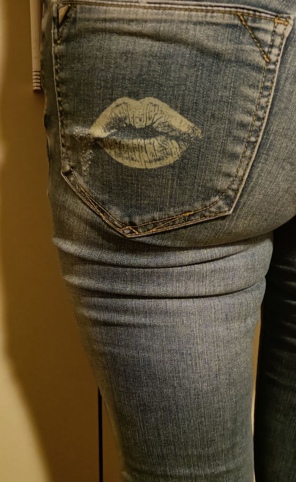 Spodnie zdobione jeans damskie 36 lycra