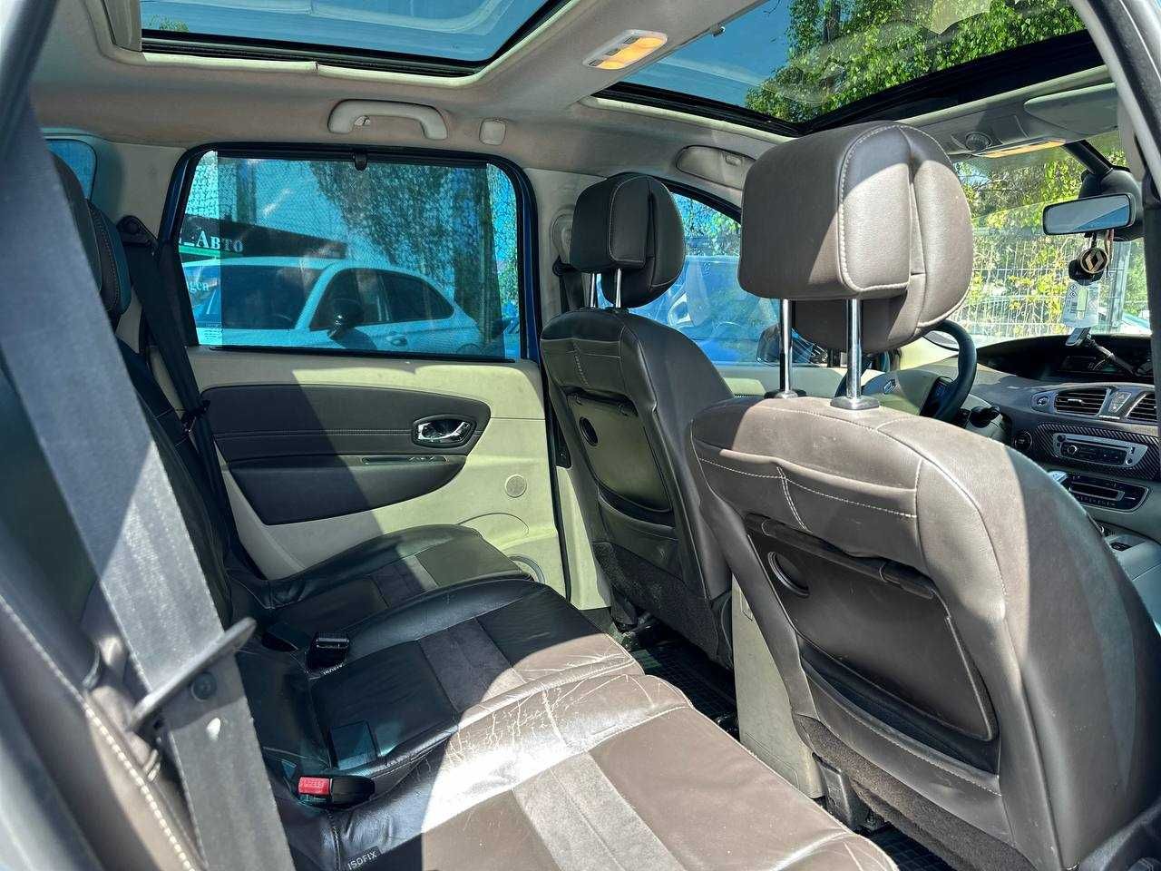 Renault Scenic купити за 150дол/міс