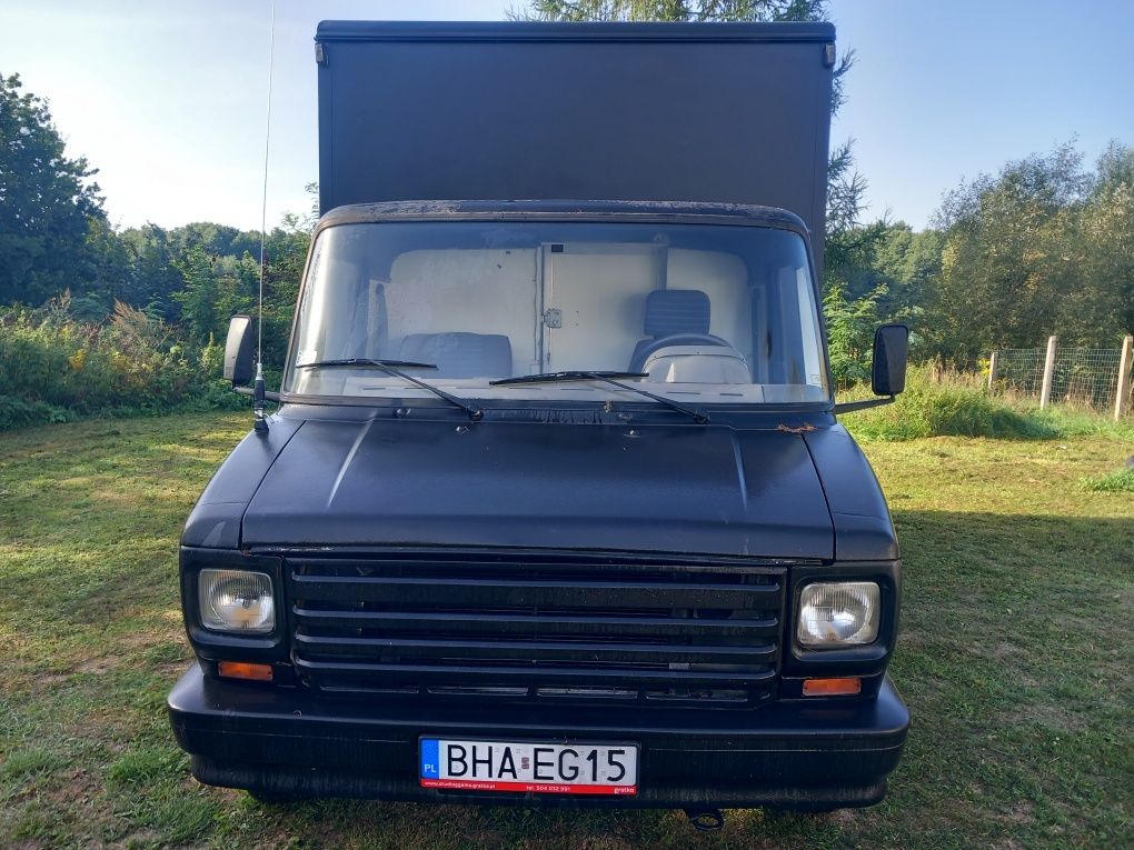 Daf 400 foodtruck kontener bar sklep