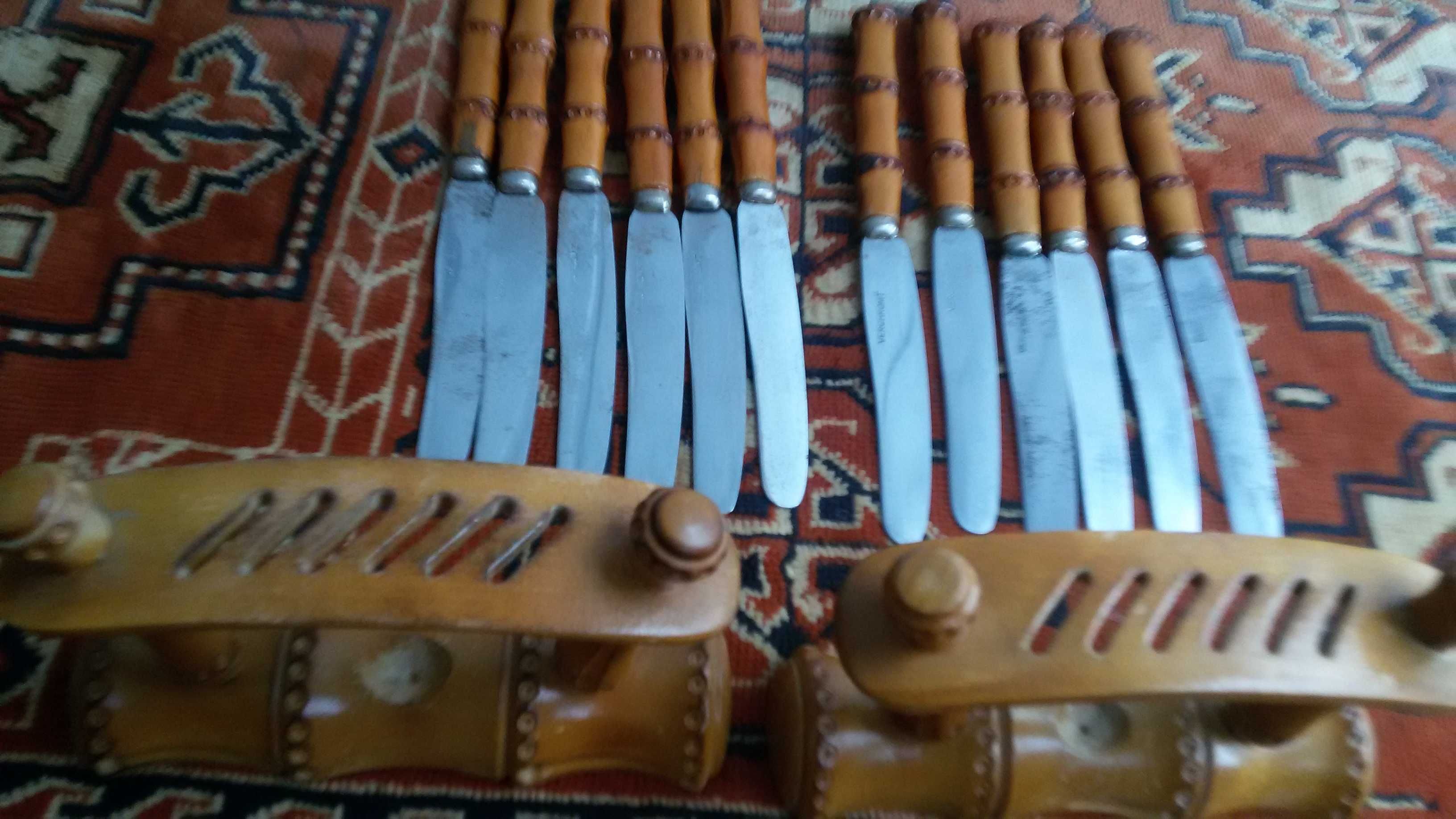 Два набора из 6 столовых десертных ножей с бамбуковой ручкой (ГДР)