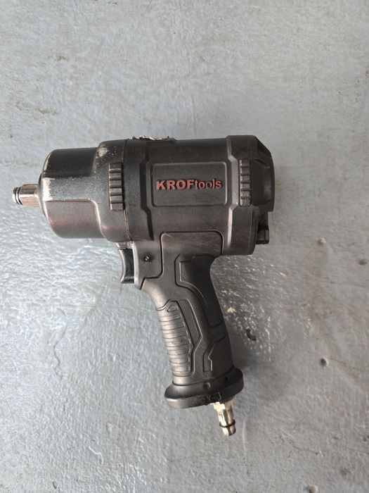Máquina de Impacto Pneumática 1/2″ 1600Nm Kroftools 9240