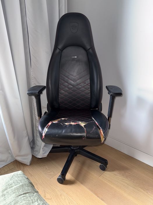 Fotel gamingowy Noblechairs ICON