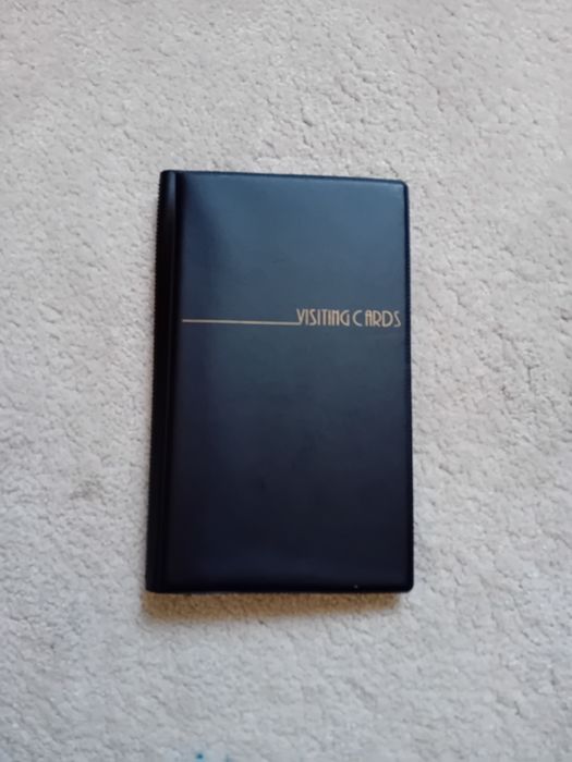 Wizytownik czarny na wizytówki