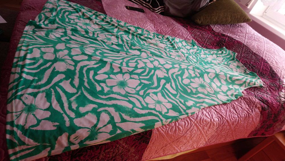 sukienka duża r 56/58