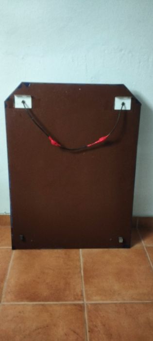Vendo espelho com luzes