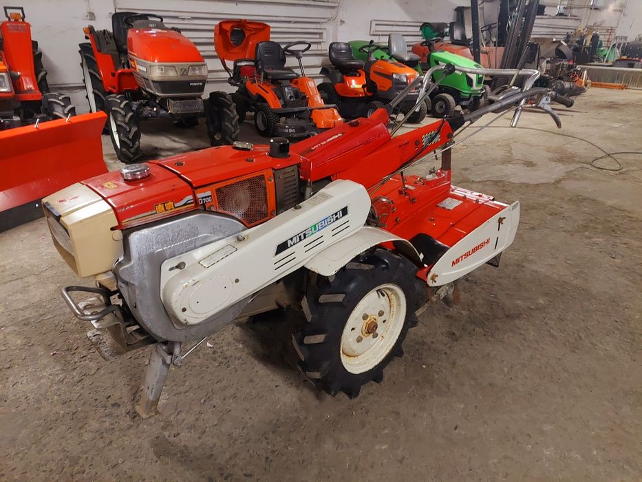 Glebogryzarka Dzik Mitsubishi MT700D bardzo ładna 7km