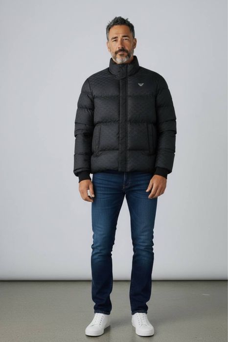 Теплі куртки Армані,Hugo Boss
