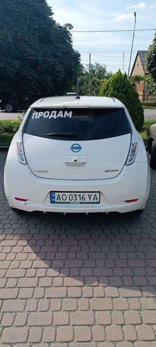 Продам Nissan Leat