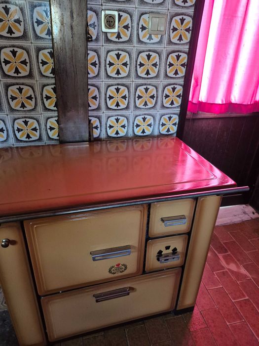 Fogão de cozinha a lenha