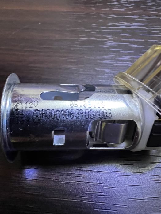 Прикуриватель.