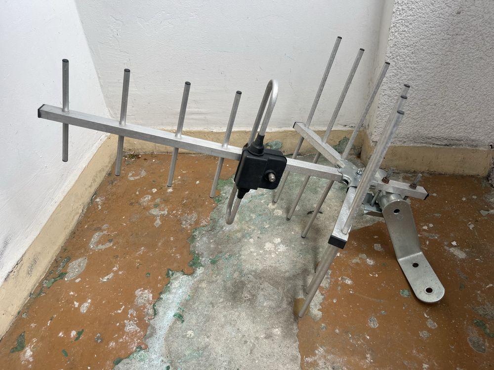 Antena satelitarna kierunkowa