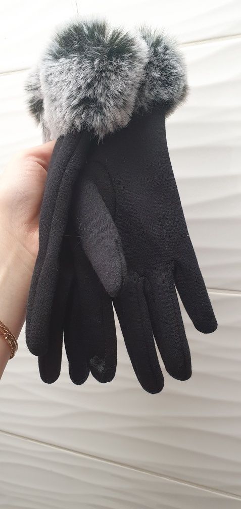 Rękawiczki czarne z futerkiem