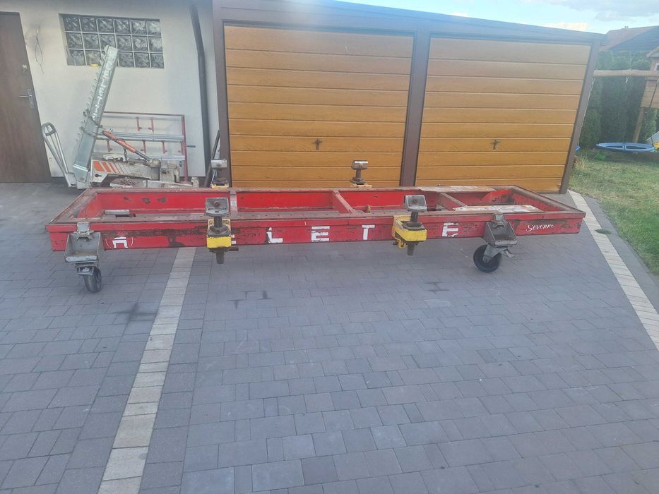 Rama blacharska Celette Sevenne.