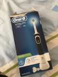 Szczoteczka elektryczna oral-b vitality 100 braun czarna