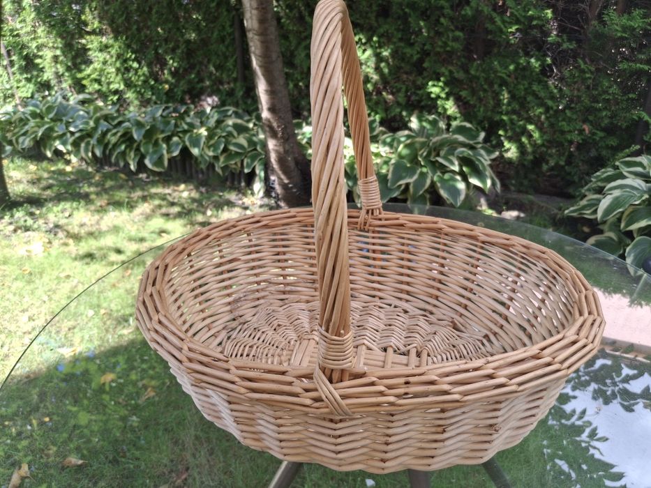 Koszyk wiklinowy