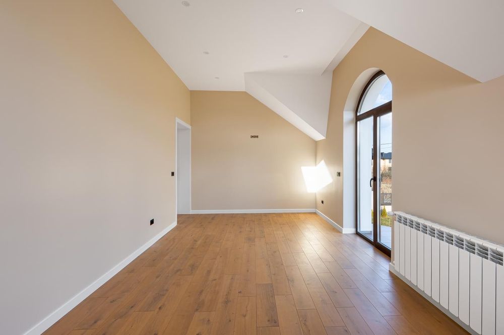 Продаж будинку в Бірках