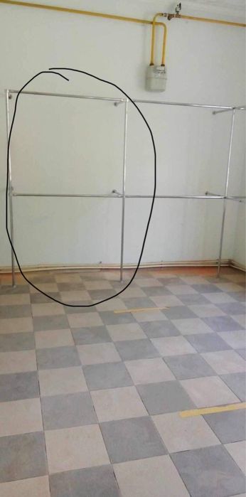 Обладнання для магазину Секонд хенд