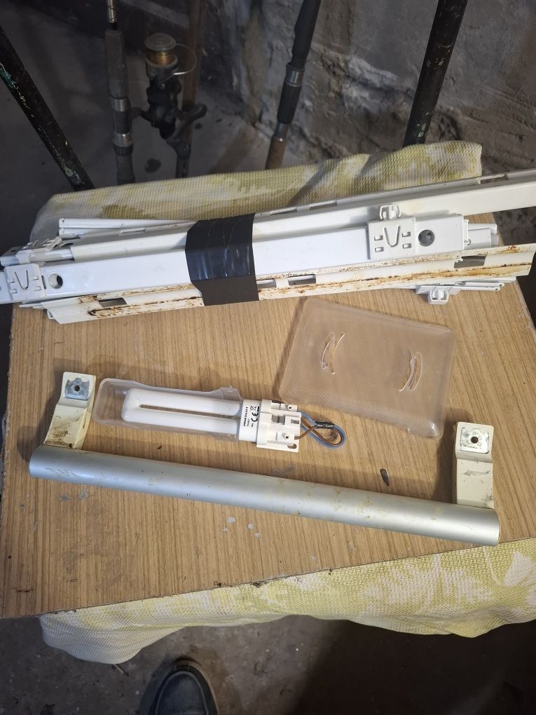Запчасти на холодильник Boschhhhhh
