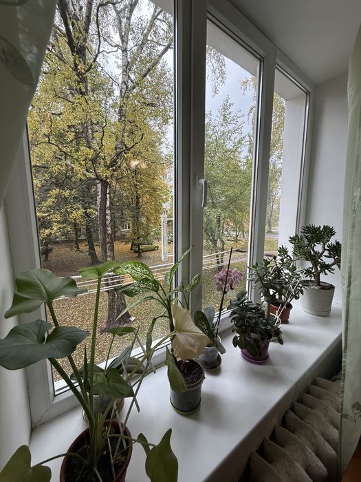 Продаж 2-х кімнат в комунальній квартирі,площею -30,1 м2.