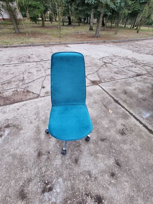 Fotel konferencyjny Bejot LUMI gabinetowy turkusowy fotele krzesła