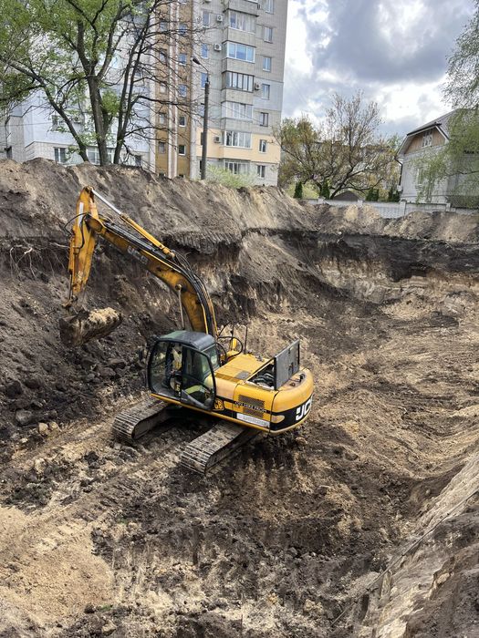 Екскаватор оренда