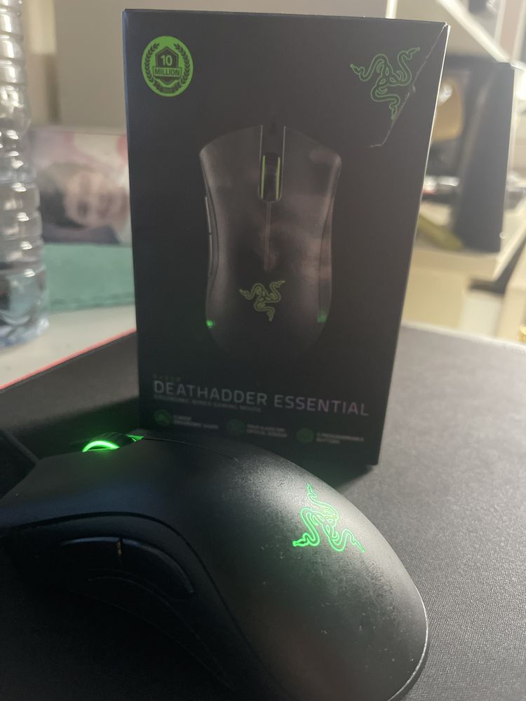 Razer:Deathadder Essential